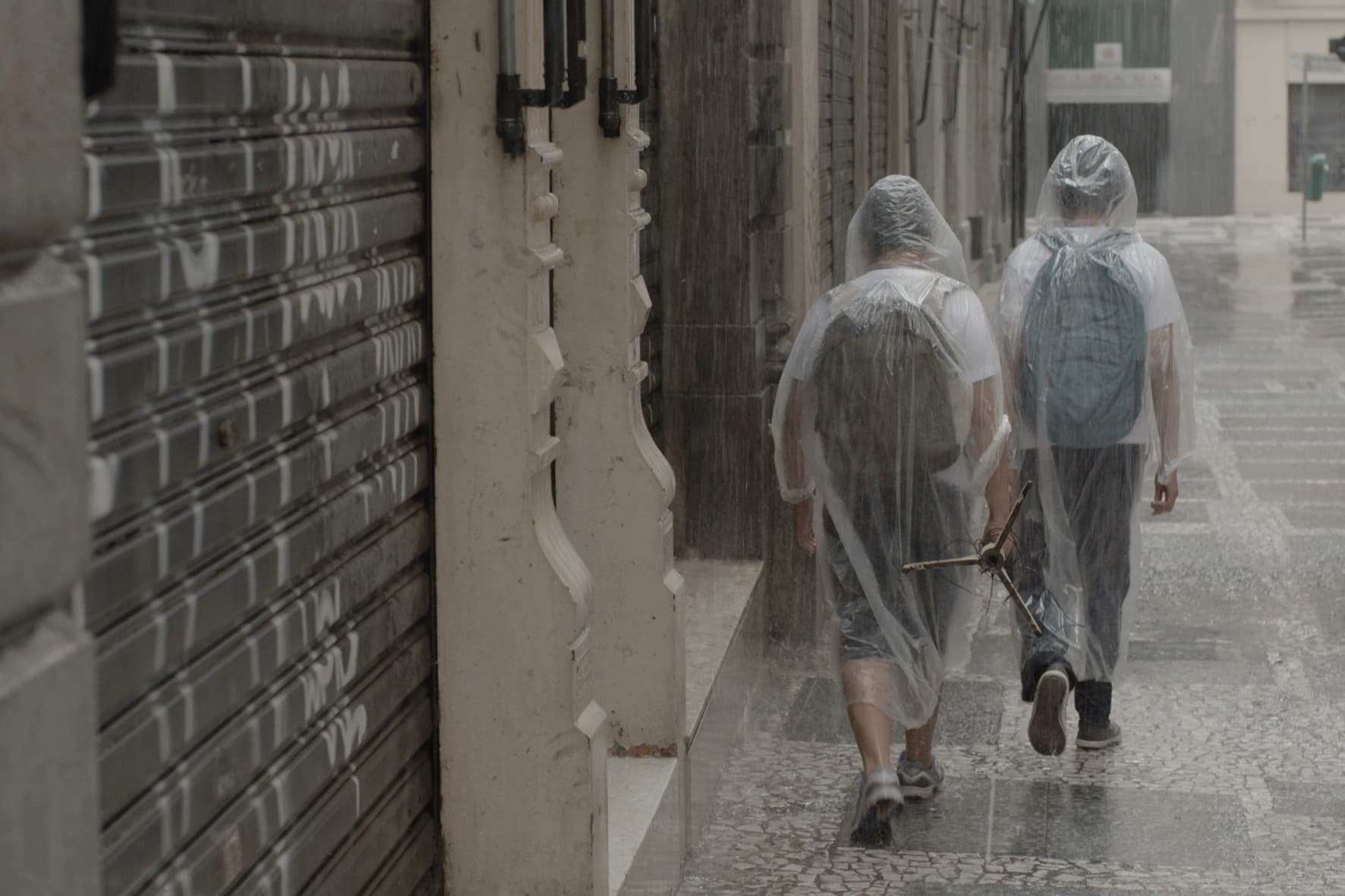 Still do filme Os irmãos Mai