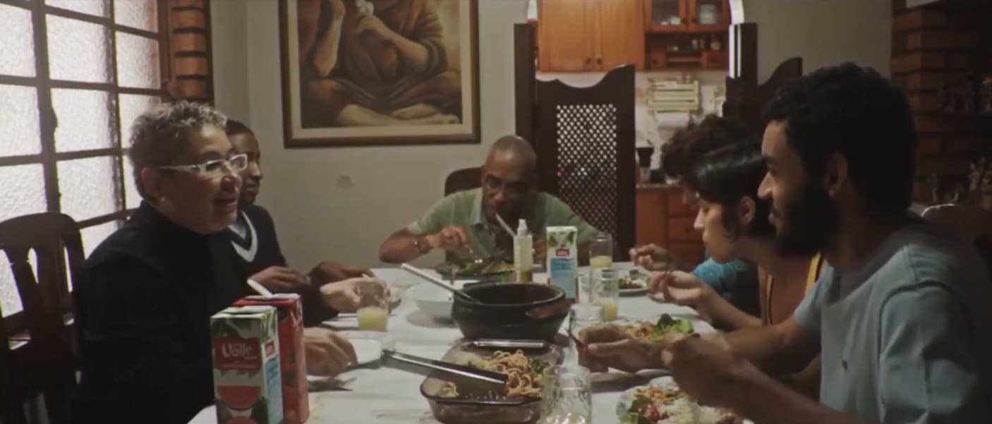 Still do filme Mundo incrível remix