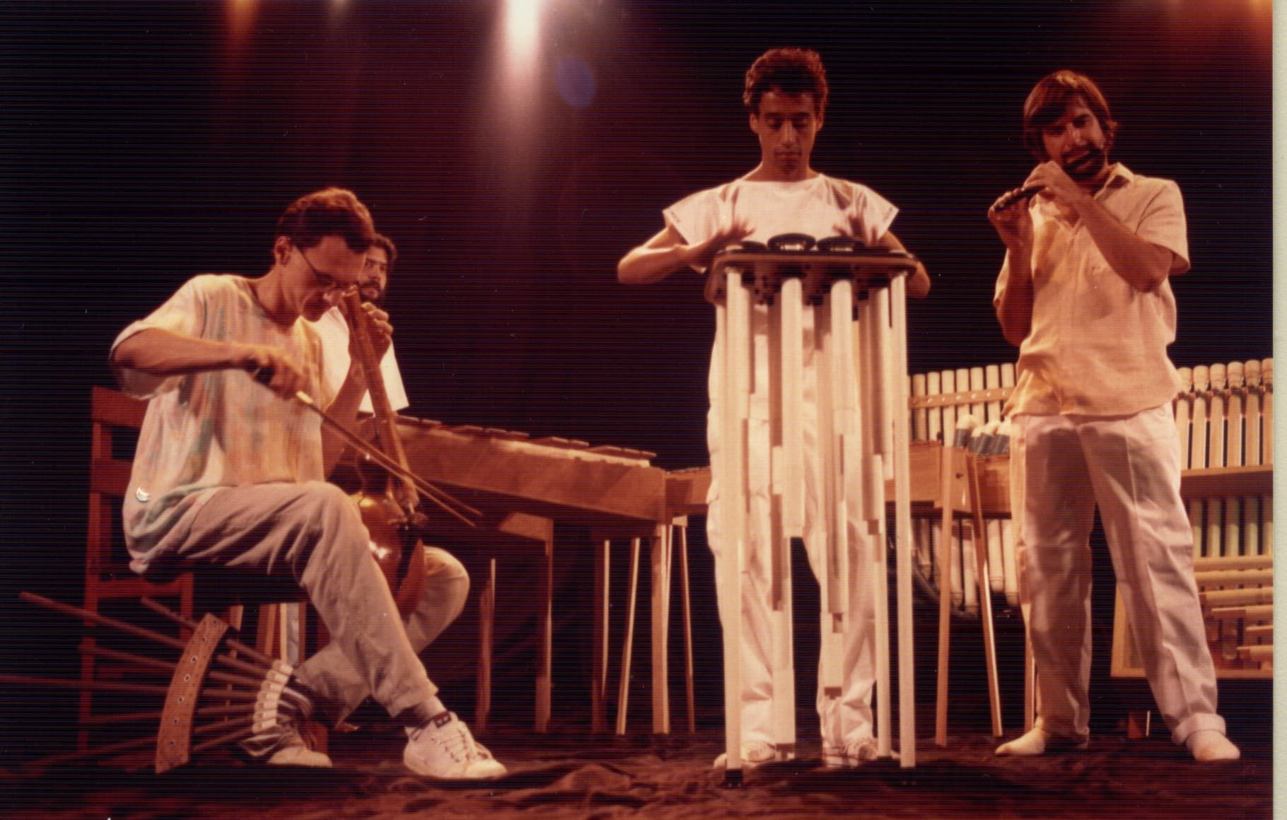 Still do filme Uakti – Oficina instrumental