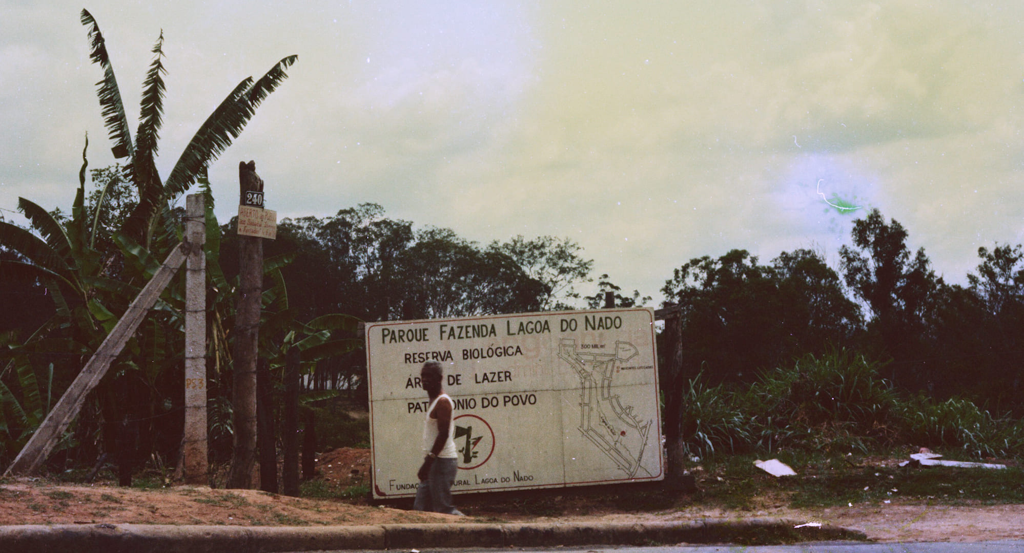 Still 6 do filme Lagoa do Nado – A festa de um parque